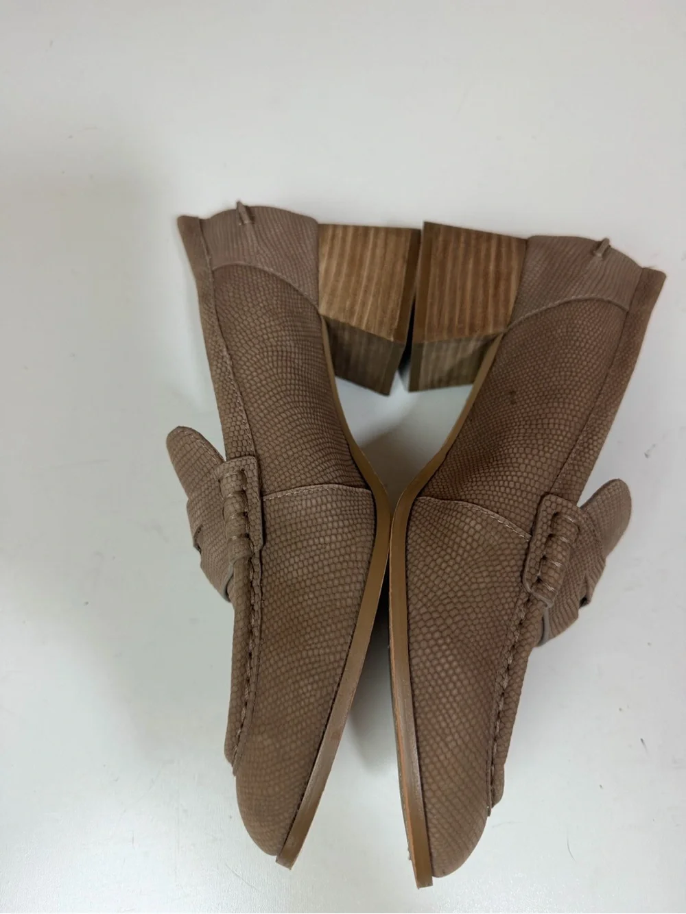 Vince Camuto vince camuto